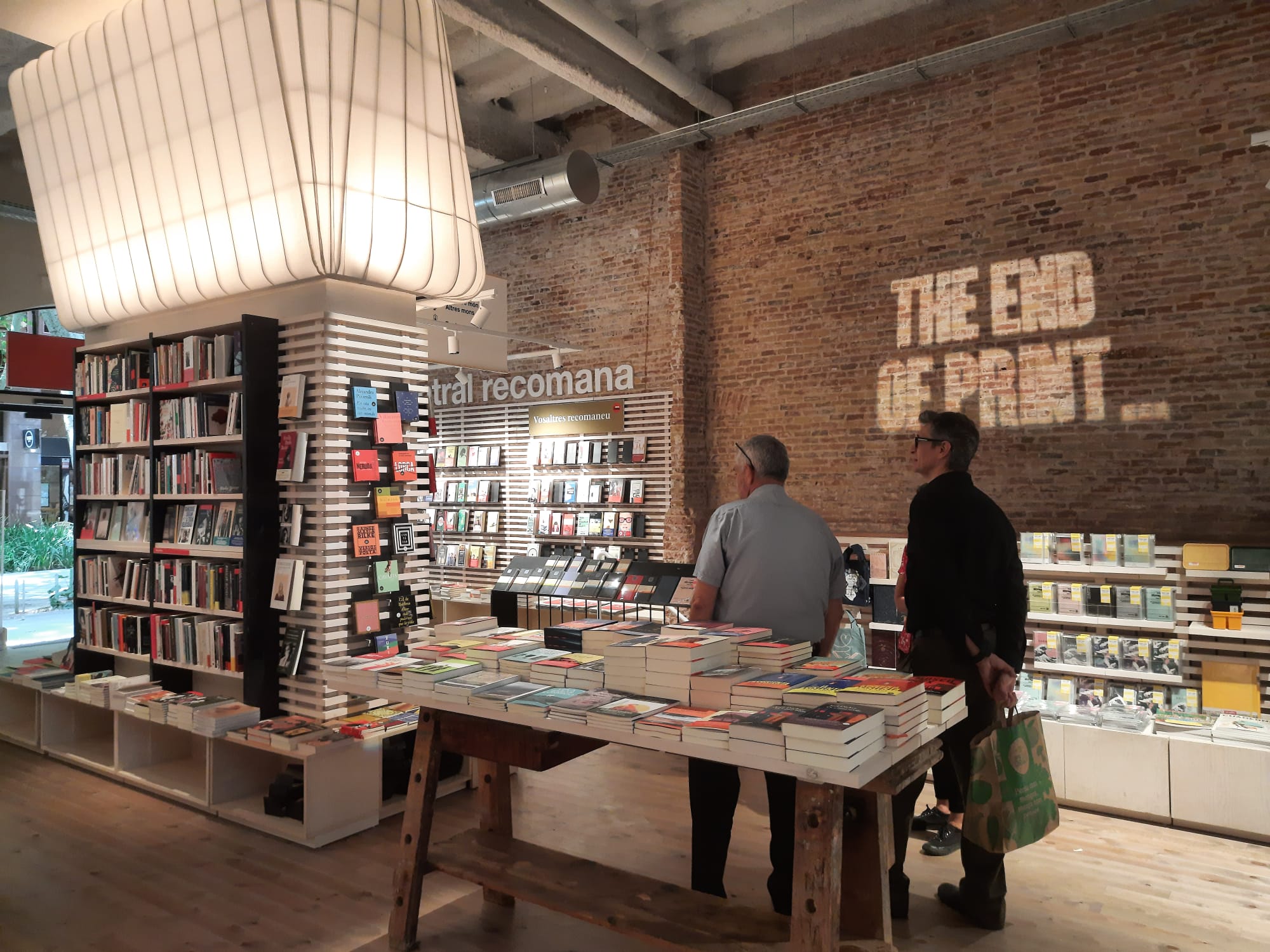 De llum i llibres: anatomia arquitectònica de La Central